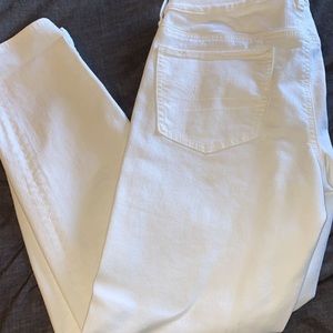 American eagle mom jeans